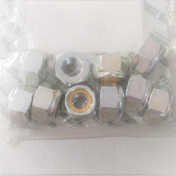 17152921 NAKRĘTKA M10 X 1,5 SAMOKNTRUJĄCA